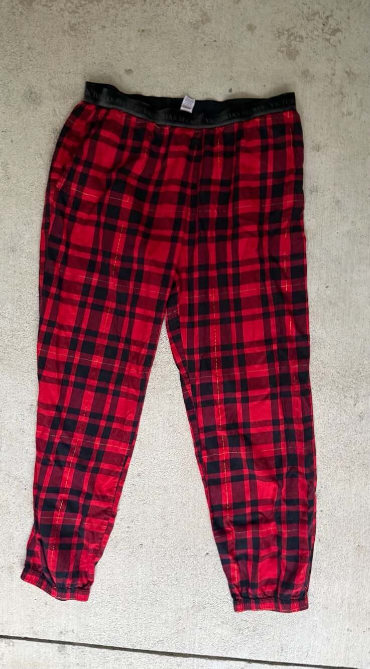 Victoria's Secret Red and Black Plaid Pajama Lounge Pants with Cuffs Medium